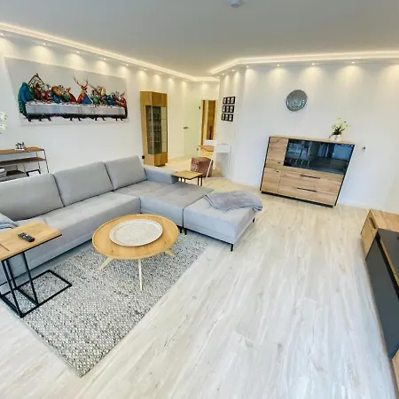 Apartment Traffic, Direkt Am Alten Strom Rostock